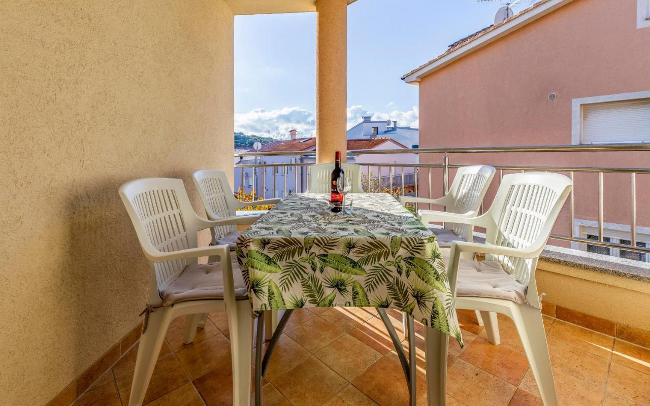 Istriensonne - Apartments Veruda Mit Grillterrasse Pula Exterior photo